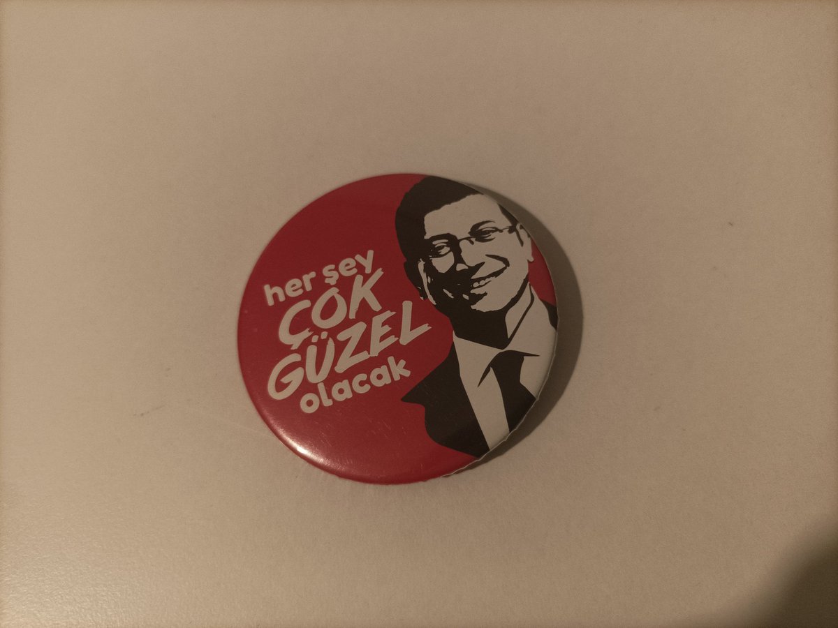 theulusalcilik's tweet photo. Olmadı / Çünkü buna izin vermediniz.

Evet 2018den beri saklıyorum stickerı. Yapışkanı tutmadığı için dolaptan sökmüştüm. https://t.co/NJdLzaRbcw