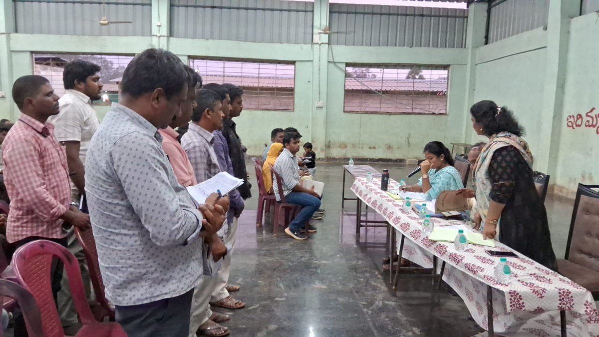 aclbmulugu's tweet photo. Sanitation review Meeting with MPOs  and Panchayat secretaries on Medaram #SammakkaSaralammaMahaJathara2024 
#TribalFest 
#Medaram2024 
@CollectorMulugu @seethakkaMLA @revanth_anumula @KondaSurekha https://t.co/JcynsVyNDE