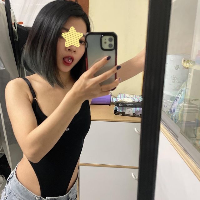 EcakeCoco's tweet photo. 才醒，肚子餓了，想吃東西。🥱
#你猜我想吃什麽
#舌釘 https://t.co/ul2c0ltkkH