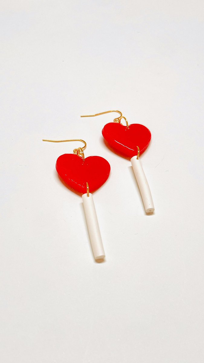 koriebrayngurz's tweet photo. valentine’s day lollipops ₊˚⊹♡ https://t.co/hSeYZZiMmZ