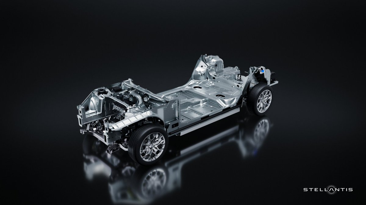 AutosMemoLira's tweet photo. Stellantis presentó su nueva plataforma STLA Large. Es una plataforma flexible para los vehículos eléctricos, será la base de modelos de #Dodge #Jeep #AlfaRomeo #Chrysler y #Maserati.
@StellantisMX #autoselectricos #stellantis #DareForward #MemoLira https://t.co/lPRb8uThsK