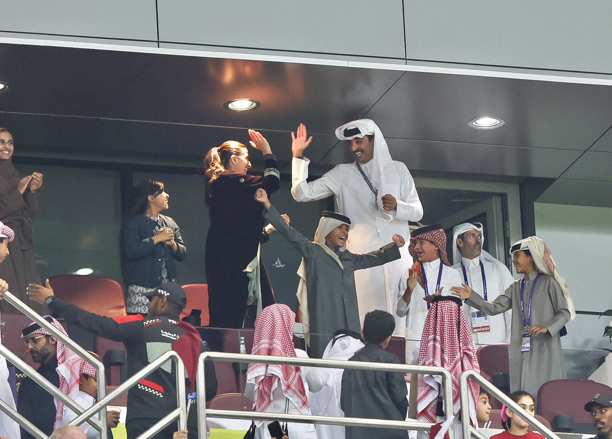 نديب قطر tweet media