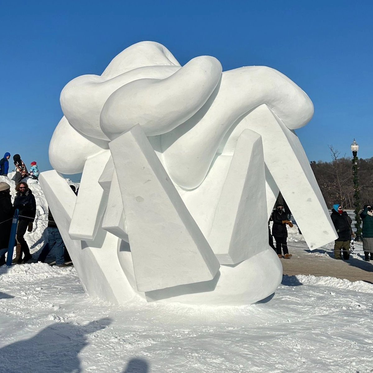 kou92official's tweet photo. Geçtiğimiz sene Minnesota Stillwater, Amerika’da düzenlenen “World Snow Sculpture Championships” organizasyonunda üçüncü olan Türk heykel takımı bu sene başarısına bir yenisini ekleyip ikinciliği elde etti. 👏
🌐 https://t.co/wFbOwpvBBM https://t.co/yfzwW2Fv6F