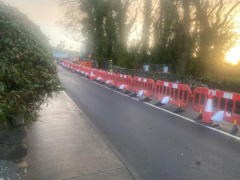 Great to see works started today by R+M Utilities on traffic calming measures at Keenaghan Ballymote.Following my reps for local residents on concerns and need for these works at various meetings of @SligoCountyCouncil. Thanks to the roads staff for working with me.#southsligo