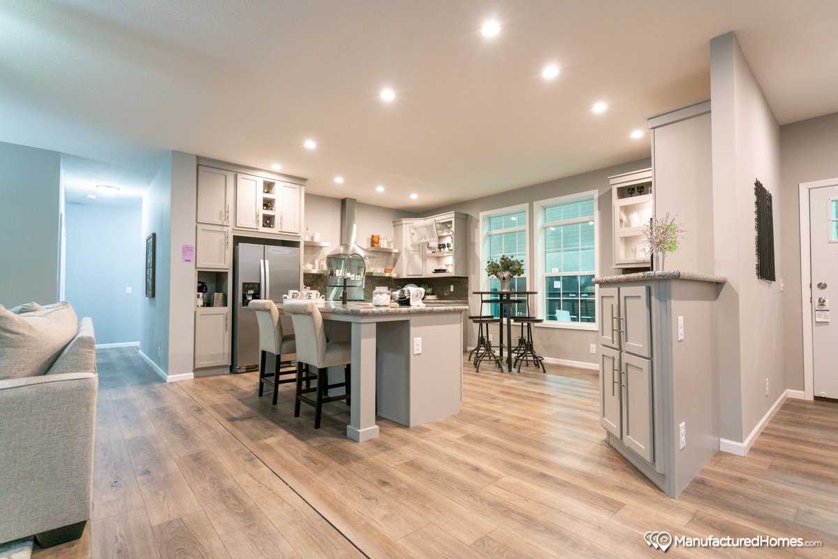 YourINDHomes's tweet photo. HOME OF THE DAY: ADVANTAGE MODULAR / THE SHELBY 3264-215
3 Beds • 2 Baths • 1819 Sq Ft at Sunset Terrace Homes
Call &amp; Ask for the Home of the Day: (270) 826-9745
View this home and more at https://t.co/jW9x2zOtLJ https://t.co/7m5uChMtCs
