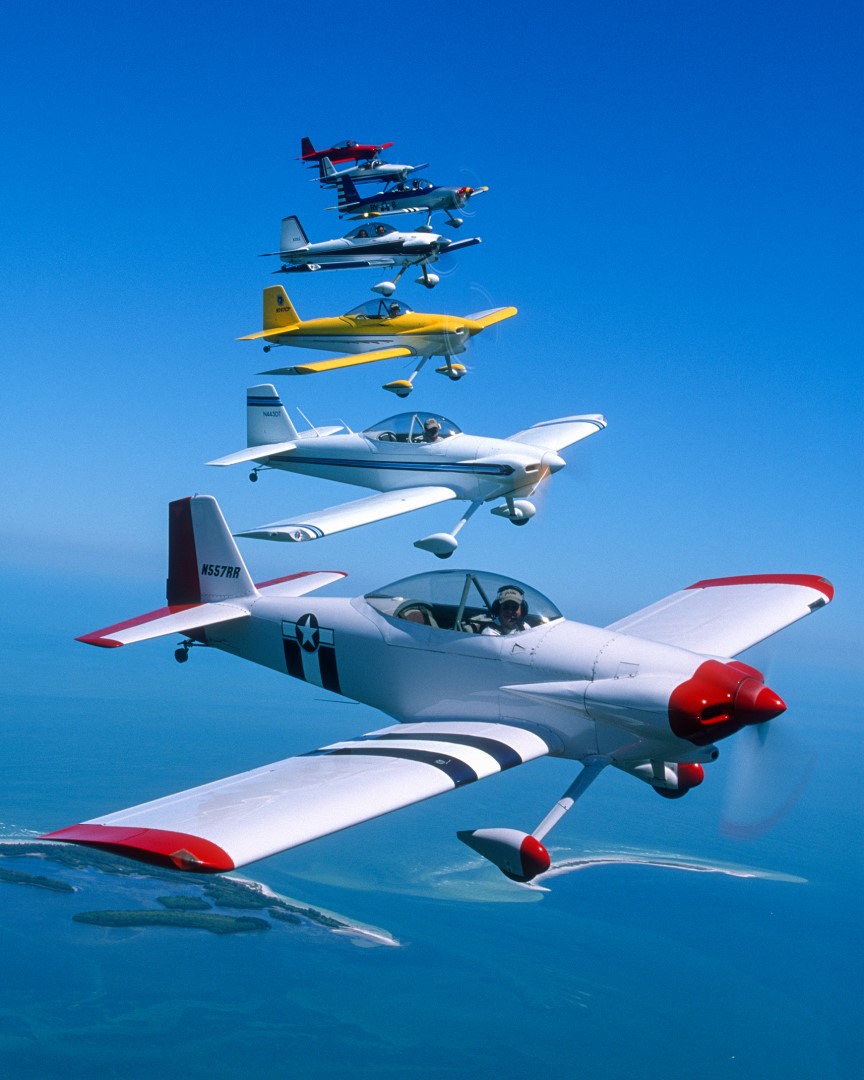 EAA's tweet image. Homebuilts roll out as #Homebuilders Week is your time to shine!

Day 1 starts with a formation of RVs, one of the most popular #homebuilt series. Today, around 11,000  RVs have been completed and #flown.

Let's keep the homebuilder spirit going all week long!

📷 Jim Koepnick