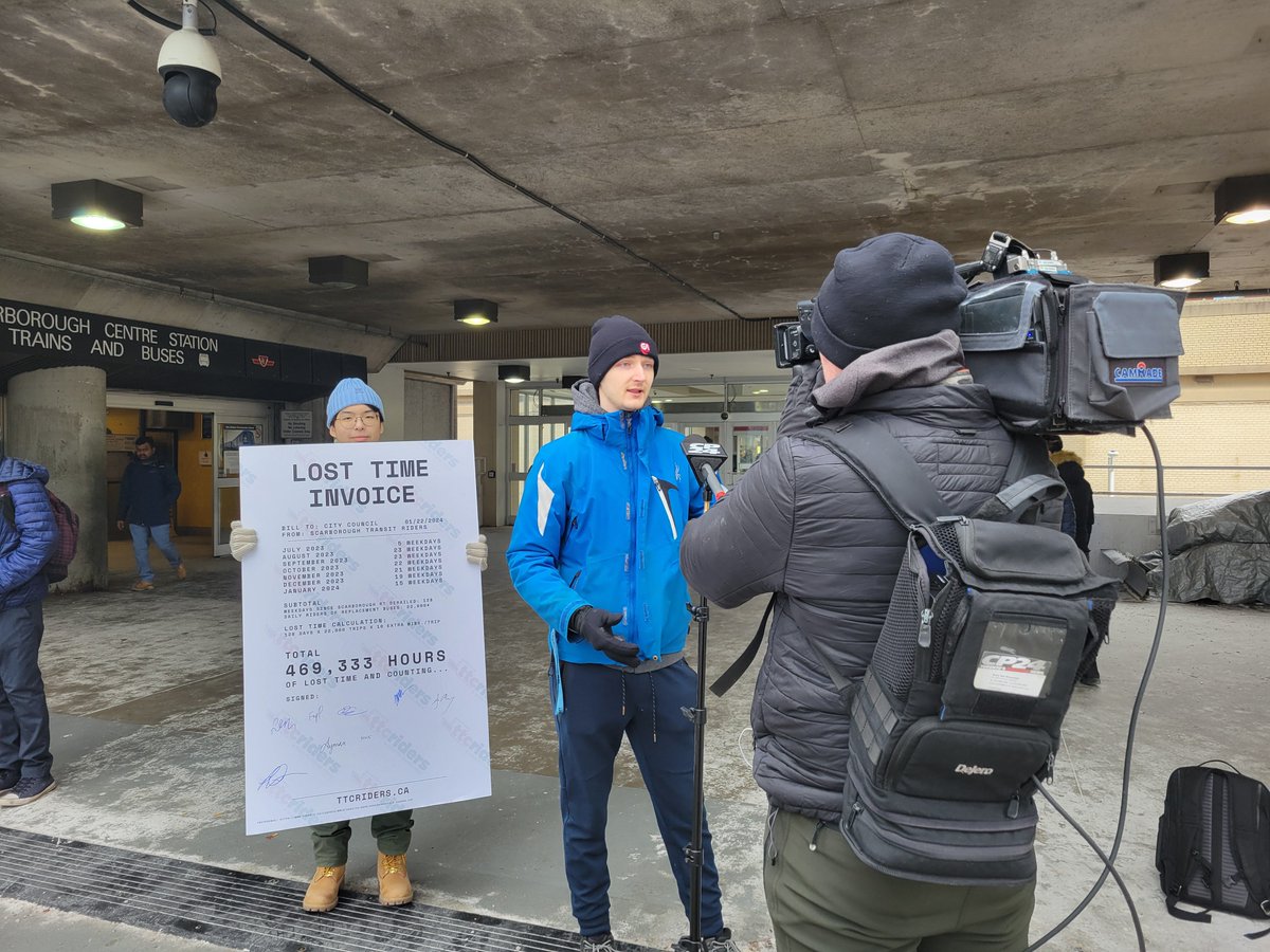 Transit riders have already lost 469,333 hours of our time since the #Scarborough RT derailed. Every day that construction is delayed, we lose another 20 minutes. 

We're collecting signatures on our Invoice for Lost Time and delivering it to the budget committee this afternoon.