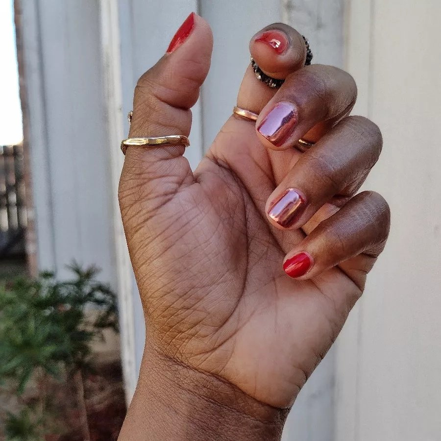 🚨NEW POST! Check out these sassy and fun nail art designs to try for Valentine's Day!!💅🏾 🔗wp.me/p9V9oD-2Kd @LifestyleBlogs_ #lbloggers @bloggernation #bloggernation @_TeamBlogger #TeamBlogger #bloggerstribe @StyleBloggerRT