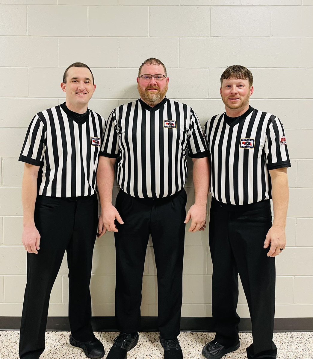 tbroddy5's tweet photo. What a fun time it was officiating with the cousins!! @Lee1Cody @mrjoshsexson @nsaahome https://t.co/kWp0rzIvCE
