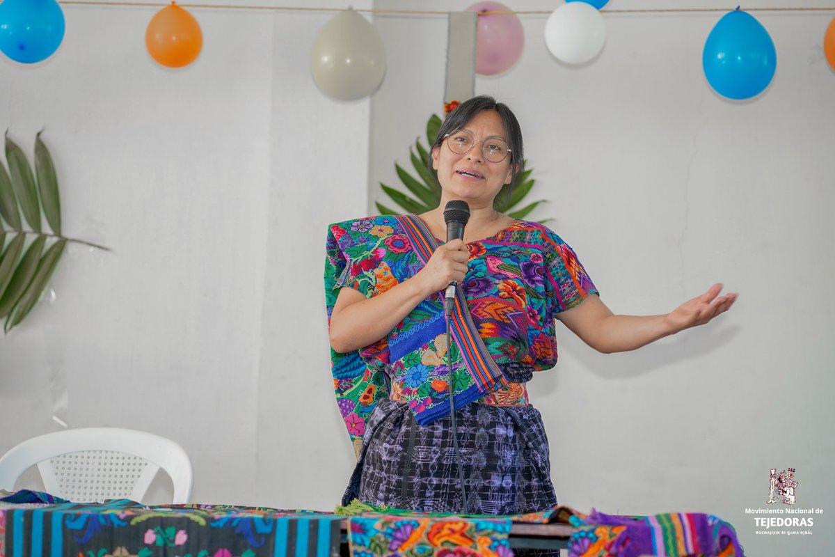 MNTejedoras's tweet photo. San Antonio Aguas calientes inaugura una Escuela de Tejido más 🪡🧵🧶. ¡Seguiremos tejiendo historia en nuestras indumentarias! ✊🏾 https://t.co/RmtNj03pdd