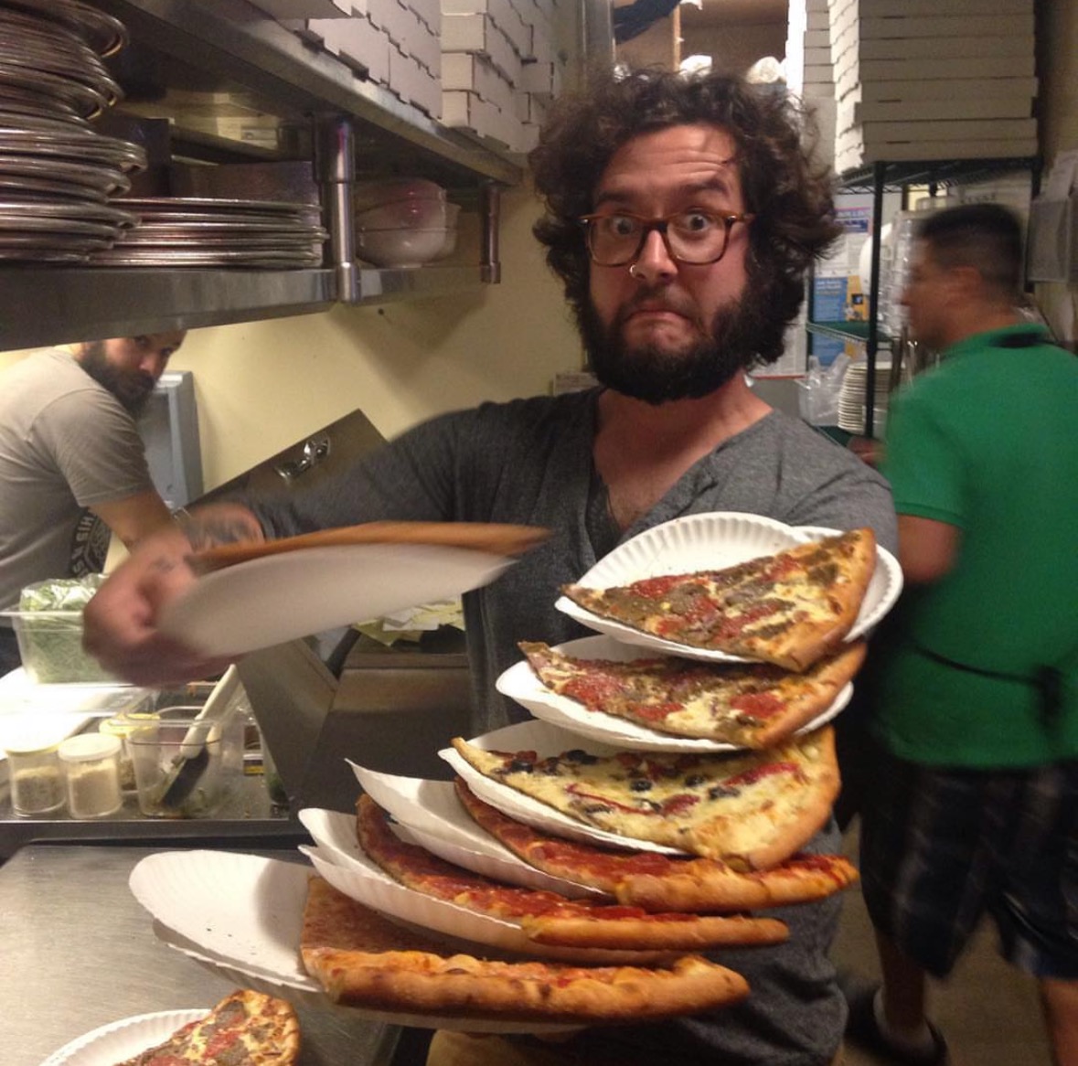 fivepointspizza's tweet photo. A little FPP throwback for your Monday π€£ Who needs a tray when you've got a pizza stack like this? See you for a slice from 11 a.m. β 10 p.m. #fivepointspizza https://t.co/7qw0JqT0R7
