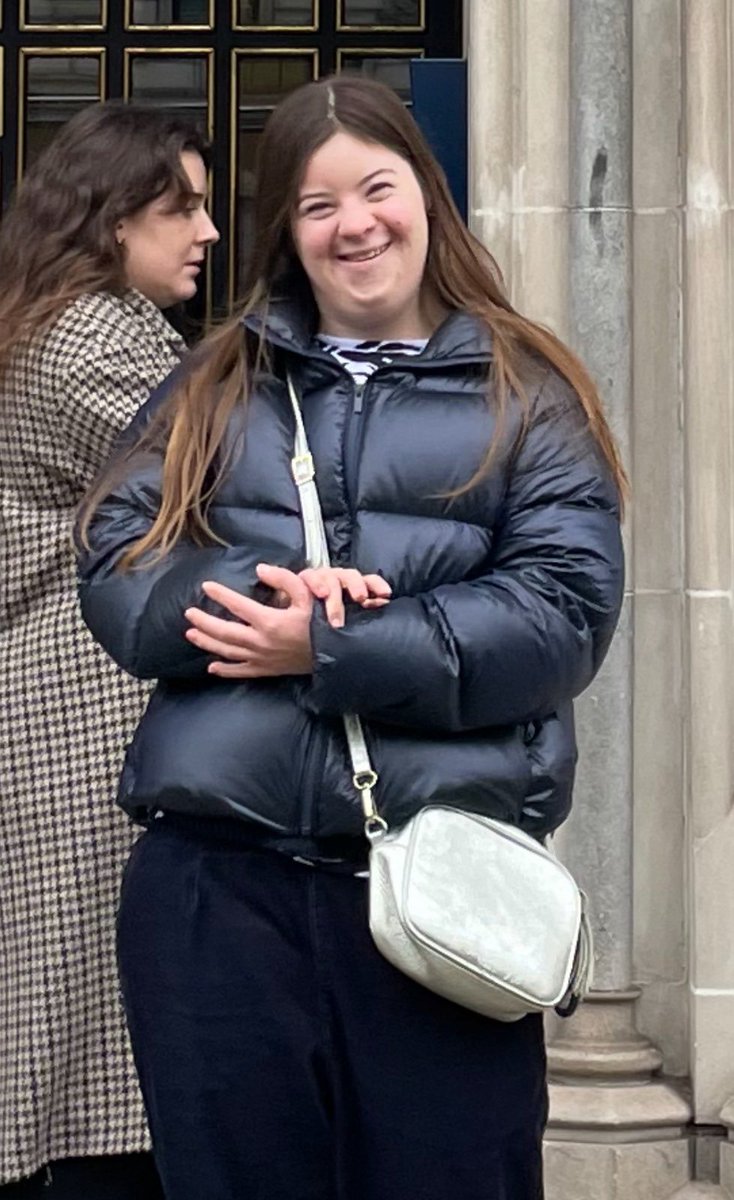My niece Beth has gone missing.  She got on the Jubilee line at Westminster towards Stratford. She’ll be confused - if you see her please DM