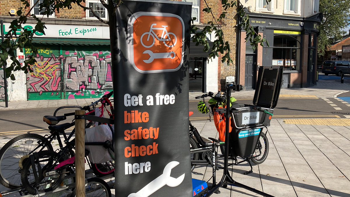 DrBike_Lewisham's tweet photo. #Tuesday 23rd Jan 16.30 - 18.00. C4 Evelyn St nr Prince St Deptford #DrBike #free #bike check & adjustments + #ExchangingPlaces (sit in a lorry & view how much a driver can/cannot see) #Lewisham #cycling @LewishamCouncil @MetCycleCops @lewicyclists @GreenwichCycle @deptfordfolk https://t.co/JLyBjreB0G