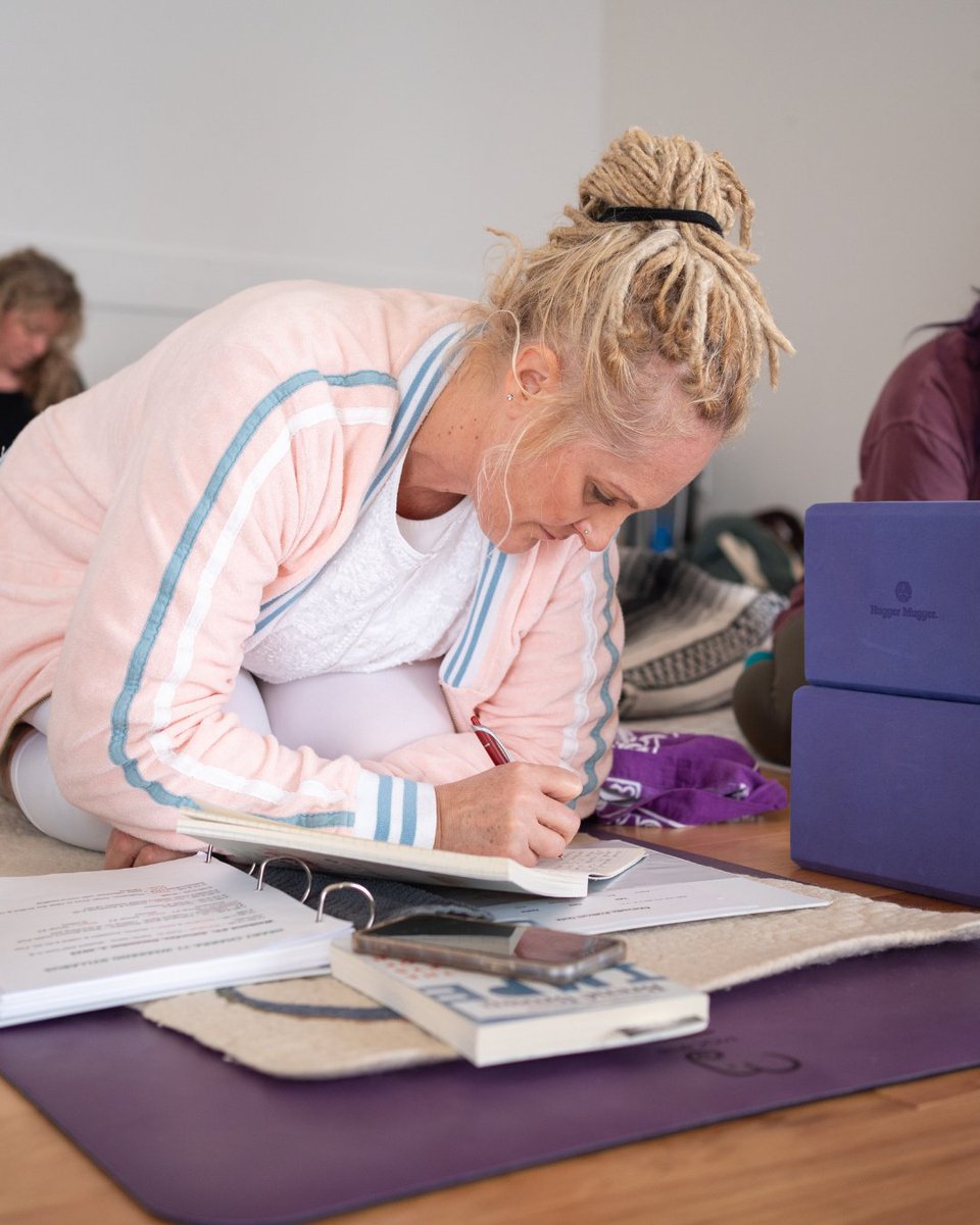 Flow Yoga tweet media