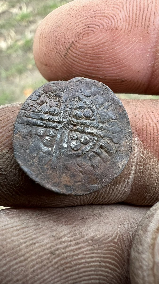 King Henry III Silver Penny Recovered using Xp deus II - magnet Program 💥 

#metaldetecting #metaldetector #metaldetectingfinds #history #ww #treasurehunting #treasure #coins #minelab #xpdeus #dirtfishing #relics #detecting #coin #sondeln #treasurehunter #silver #hobby