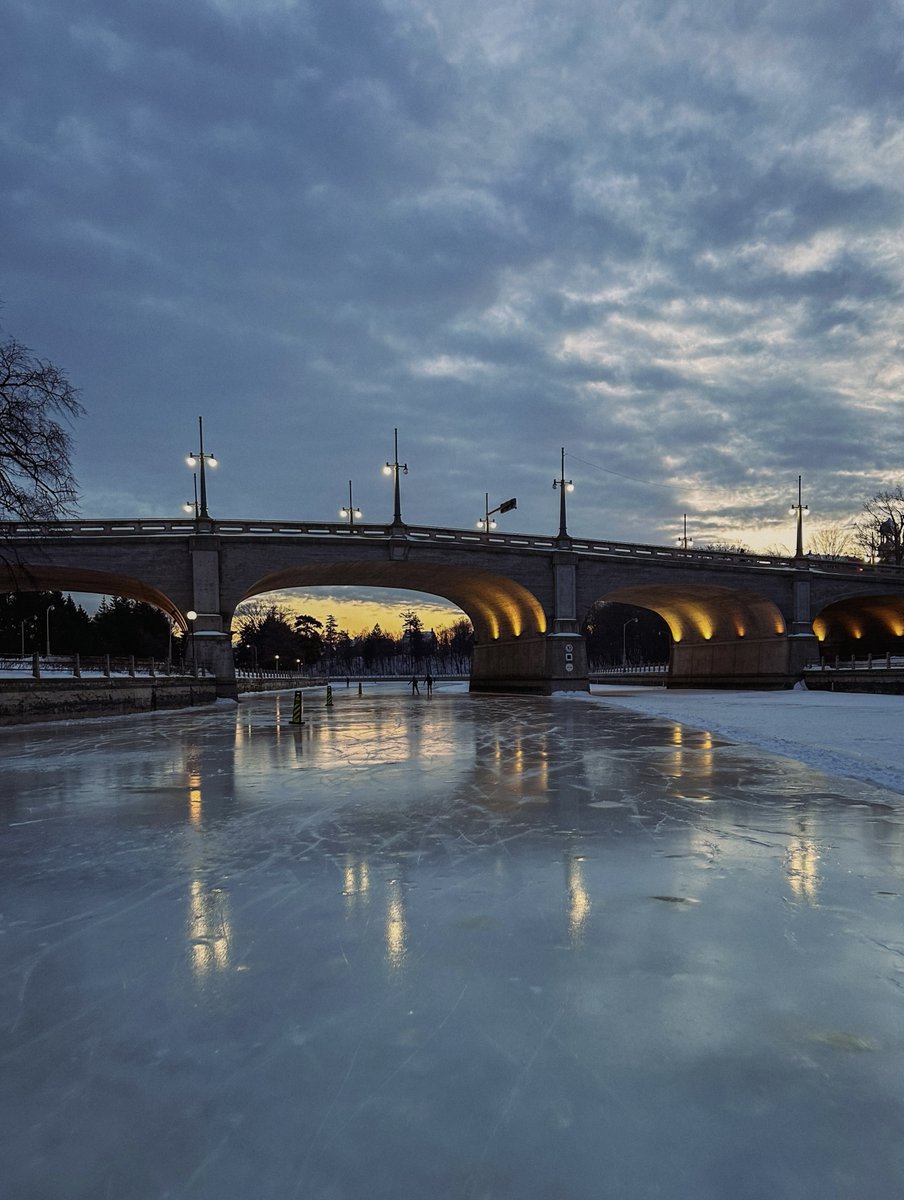 Rideau Canal Skateway tweet media