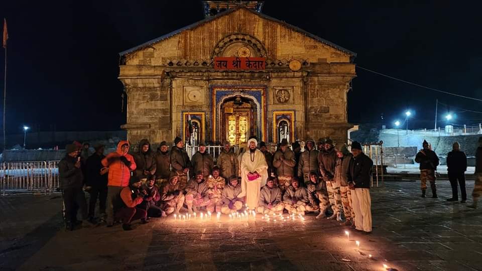 श्रीकेदारनाथ धाम में भी श्री रामलला के भव्य मंदिर में विराजित होने की पुण्य बेला में दीपोत्सव मनाया गया