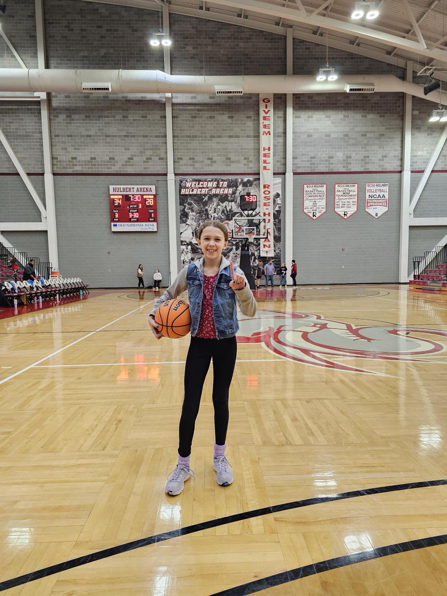 RHIT Women's Basketball Team tweet media