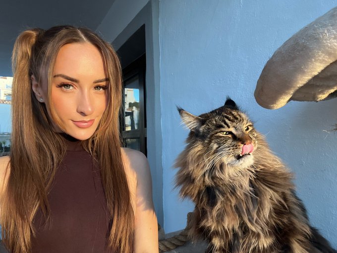 Watch Hannah~James's leaked NSFW photo on TwXstars