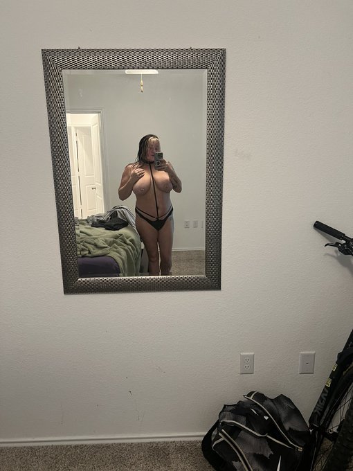 I like to be choked 😈 https://t.co/bpWfBXPLAe<a href="/tag/atx"class="tags"><span>#atx</span></a><a href="/tag/nsfw"class="tags"><span>#nsfw</span></a><a href="/tag/inkedvixen"class="tags"><span>#inkedvixen</span></a><a href="/tag/imagoodgirl"class="tags"><span>#imagoodgirl</span></a><a href="/tag/txgirls%20"class="tags"><span>#txgirls </span></a>