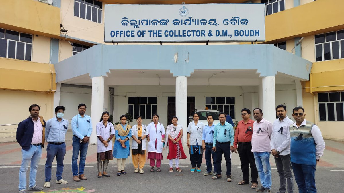 OVSABoudha's tweet photo. Continuation of Silent Protest by all the Veterinarians of Boudh with Mass Leave for our long standing genuine demands for 24*7 free well equipped animal treatment  and infrastructure facilities along with Cadre restructuring (with DACP and NPA) https://t.co/1VuSWs3hcv