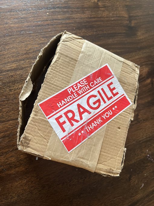 Yes @UPS I can see how this package was handled with the most care ..   Are you KIDDING ME ?!?! https://t<a class="tags" target="_blank" title="On Twitter" href="/?out=eyJ0eXAiOiJKV1QiLCJhbGciOiJIUzUxMiJ9.eyJpYXQiOjE3MjA5ODA0MDIsImlzcyI6InR3cG9ybnN0YXJzLmNvbSIsIm5iZiI6MTcyMDk4MDQwMiwiZXhwIjoxNzUyNTE2NDAyLCJyZWRpcmVjdF91cmwiOiJodHRwczovL3R3aXR0ZXIuY29tL1VQUyJ9.ZwlRQfC2tV5NMNNabFUTke8vjz3ib6cE5c4k6uNLd3W4GR95pISTQ6hWbB3zHzpxd7iojhkwij5SwV6MiRkmaw">@UPS</a><a href="/tag/booknook"class="tags"><span>#booknook</span></a>