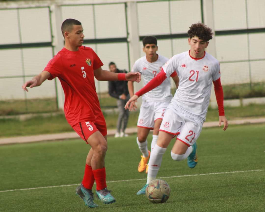 les_ltt's tweet photo. بالصور 📸 مباراة المنتخب التونسي 🇹🇳 مواليد 2008 أمام المنتخب الأردني 🇯🇴

📸 FTF 

#TeamTunisiaU17 🇹🇳🦅
#FriendlyMatch1 🤝🏽
#TUNJOR 🇹🇳🇯🇴 (3-1) https://t.co/fWjLYZx2cC