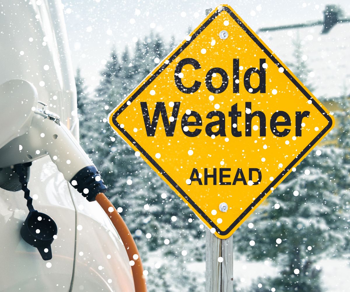 hydrogenfuelnew's tweet photo. As winter's grip tightens, EV owners and industry innovators are keenly observing the impact of cold weather on electric vehicle battery range....READ More #ThermalCoversforEV #ReducedRange #BatteryEfficiency #BMWiX5Hydrogen #electricvehicles
https://t.co/nDQxnePXob https://t.co/SFzah1dqaI