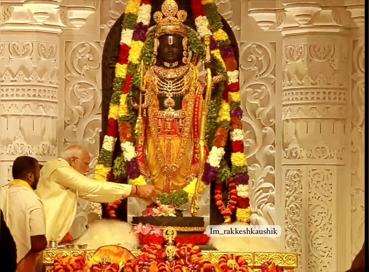 MorariBappu's tweet photo. HeyRam https://t.co/b3vMhpVDD8