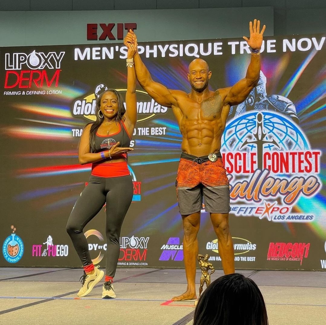 MrLincolnBlake's tweet photo. Hey #CowboysNation  I Won 1st place at the @MuscleContest this weekend!! Got 3 medals and a trophy!  #musclecontest #bodybuilding #ifbb #competition #novice #truenovice https://t.co/yYf1RR73YN