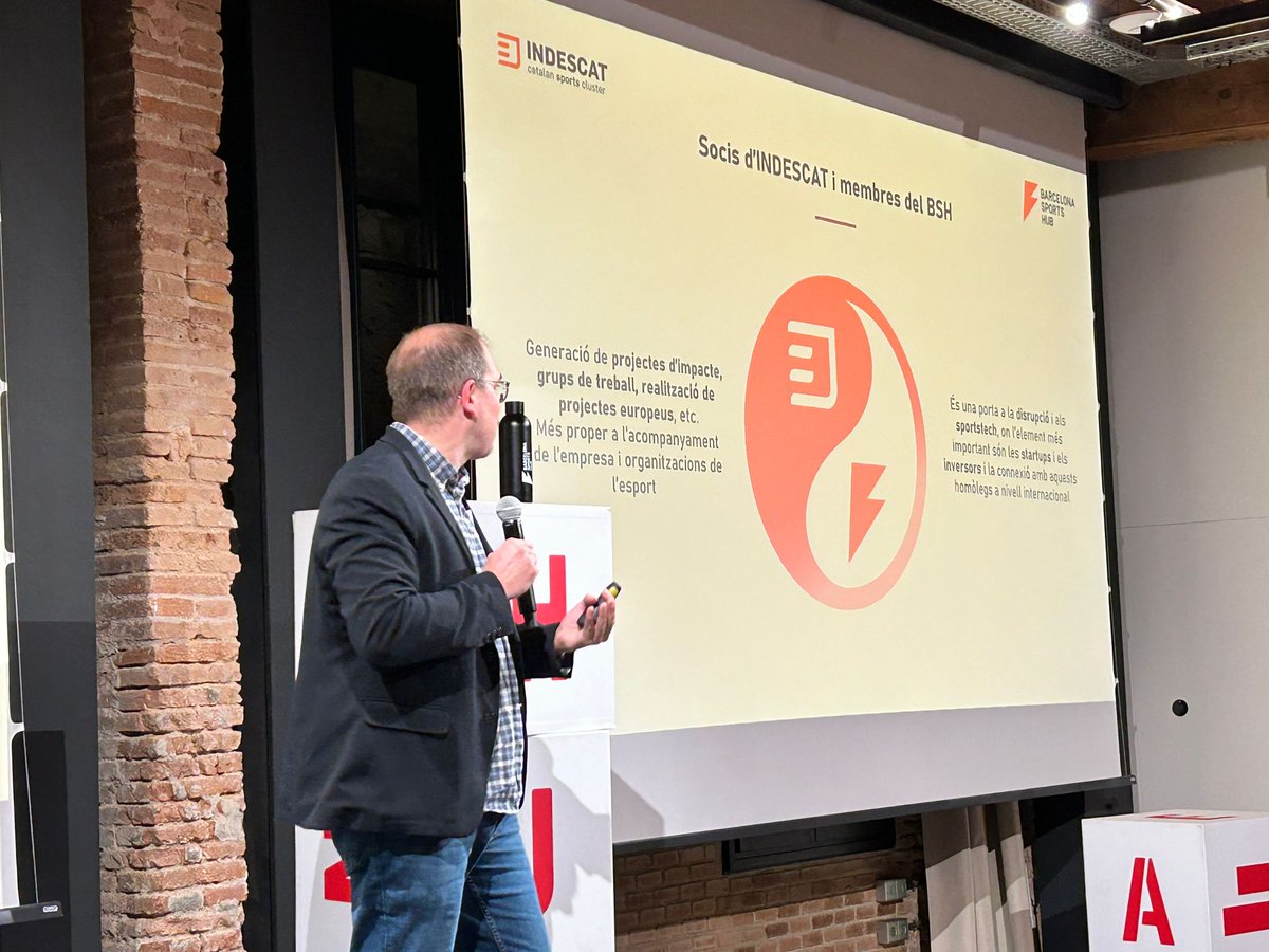 📢<a href="/indescat/">INDESCAT</a> organitza la presentació del projecte @BcnSportHub a més d'una setantena de socis del #clúster, 👉 L'acte, que es duu a terme al <a href="/hubsocialbcn/">Hub Social Barcelona. (Girona 34, interior. Bcn)</a>, serveix per explicar tots els beneficis i possibilitats que oferirà el #Hub específicament a tots els associats.

#esport
