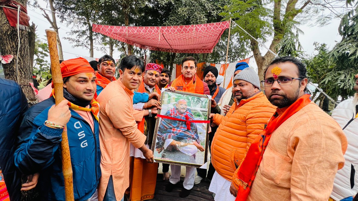 BahugunaUK's tweet photo. सितारगंज के सिसौना में स्थित मां चामुण्डा मंदिर में जाने और पूजा अर्चना करने का सुअवसर प्राप्त हुआ।

@PMOIndia @BJP4India @BJP4UK https://t.co/4kLgAFo2uy