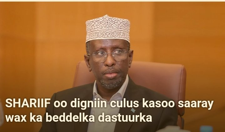 MA_Yusuf_'s tweet image. Former pres @HESharifShAhmed issues a warning statement regarding the proposed amendments to the constitution of FGS.

Mr. Pres Dr. @HassanSMohamud needs to halt any changes made to the constitution of FGS.

During this difficult period, when the Ethiopia regime is encroaching on…