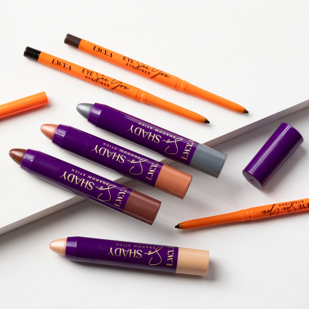 KimGravel's tweet photo. This @lwyabrand #TSV = these 4 NEW So Shady Eyeshadow Sticks + 3 Eye See You Eyeliners to make all of your eye makeup dreams come true ☁️ #newbrand #newbeauty #beautifulyou #feelempowered

A636328 - #LWYA So Shady Shadow &amp; Liner 7pc Wardrobe Set https://t.co/ZsmSnLWW8k https://t.co/PZINhf7tVD