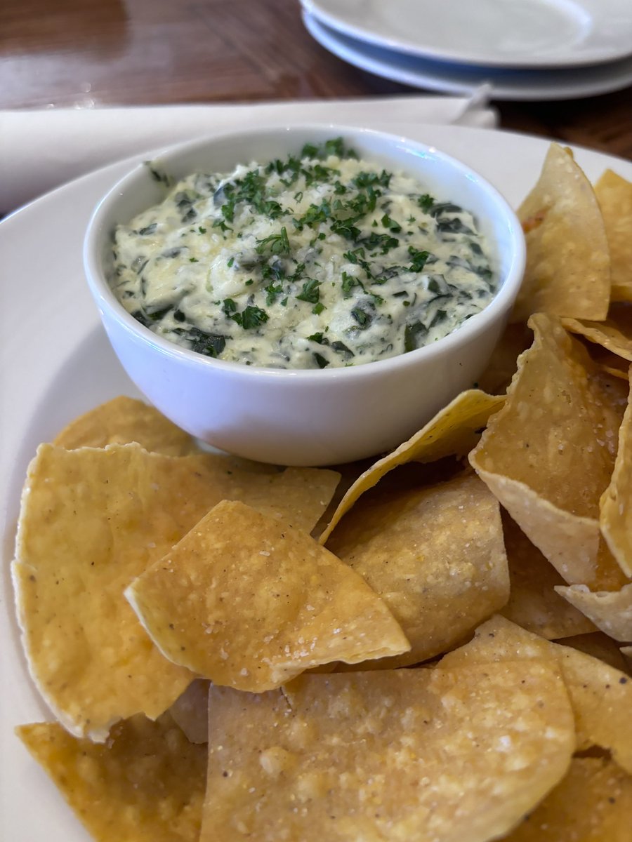 dinardodp's tweet image. Finally hit the talk of Souther Pines - 

“CHAPMANS”- 

Food - 👍👍

Warm and Fuzzy- 🤦‍♂️🤦‍♂️

#Chapmans #SouthernPinesNC