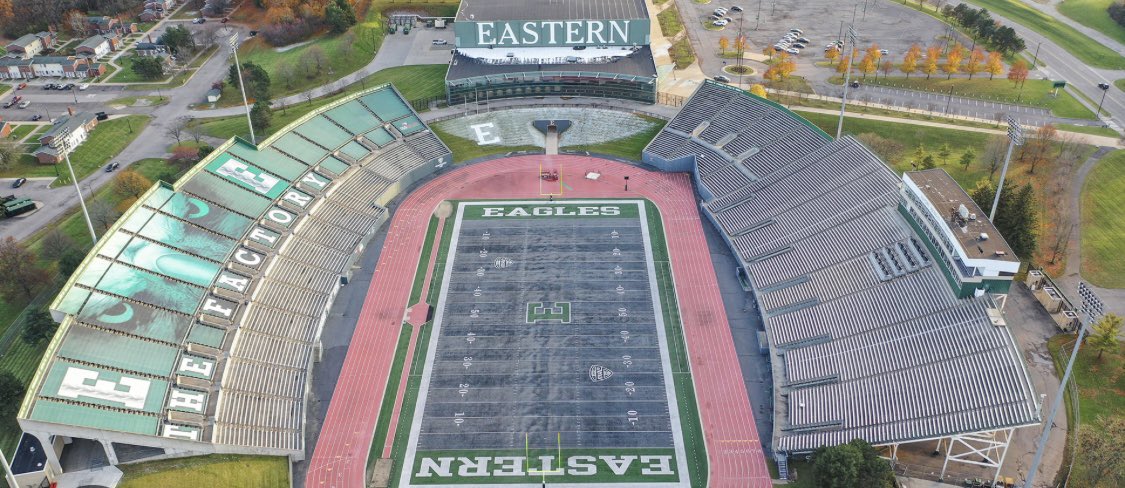 Thank you @_CoachSteckel for attending our 6 am workout today and checking out some of our players. We appreciate you talking to the entire group and we look forward to having you back this spring! @EMUFB @BigTChambers @TravisStamm @RomanSosnovyy55 @patrickcheney1