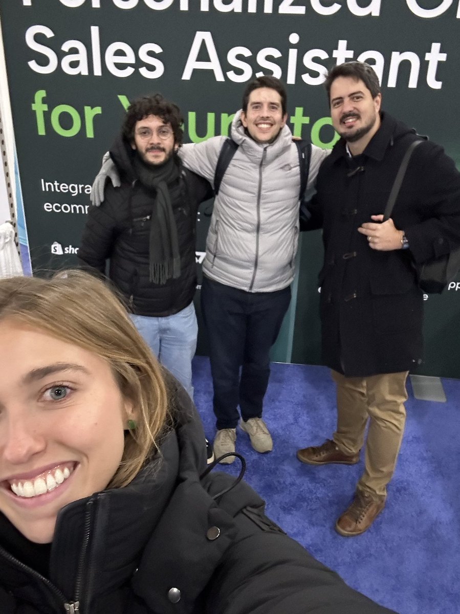 deco_cms's tweet image. #Decos at #NRF2024! 
🇧🇷 Thrilled to represent Brazil on a global stage and excited to unveil our AI Sales Assistant. The buzz and positive responses have been truly overwhelming.
Moments like these fuel our commitment. A heartfelt thank you to everyone who visited us! #DecoTeam