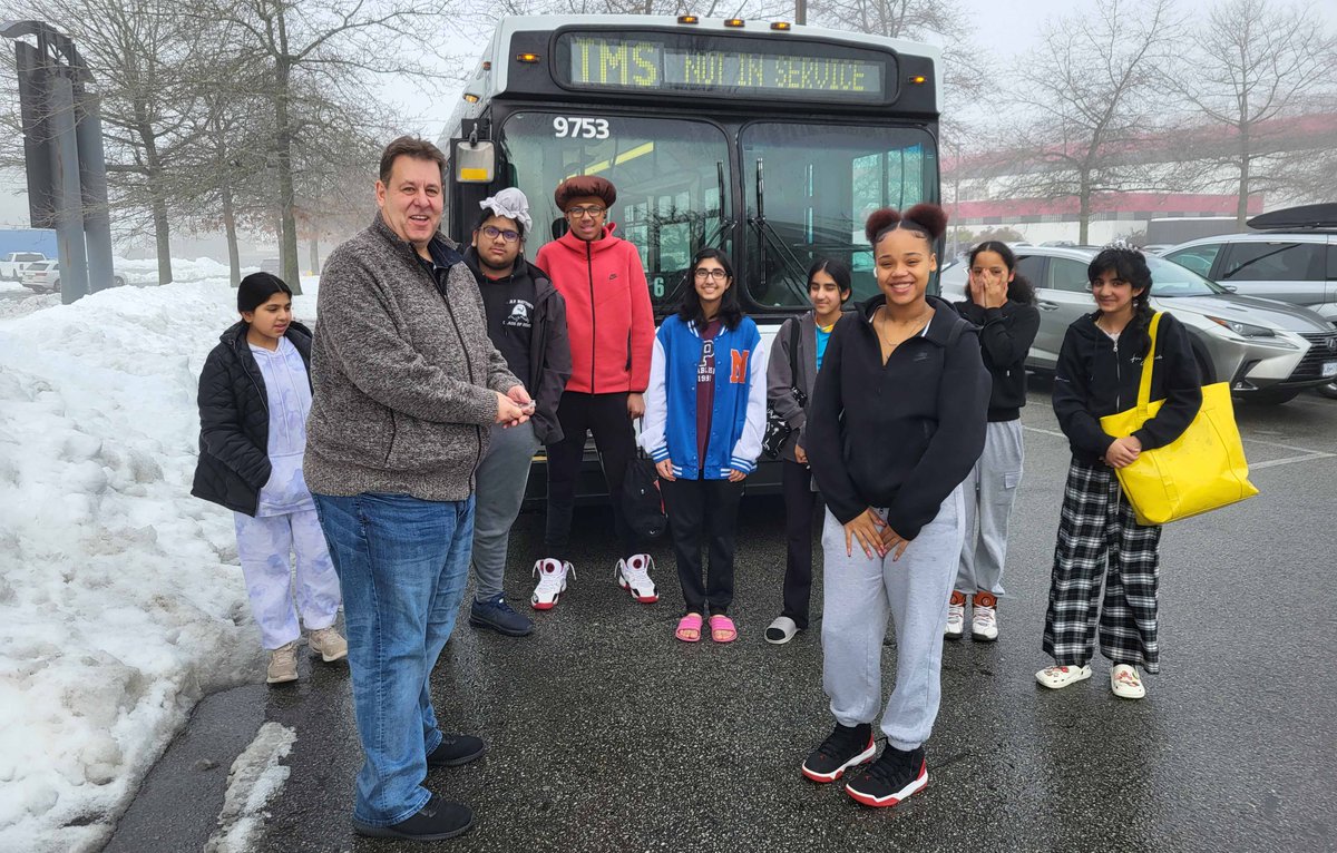 Blue Eagle Community Cadets had a great time at Watermania in #RichmondBC this past weekend! Thank you to bus operator Brian who volunteered his times to get us there and back.