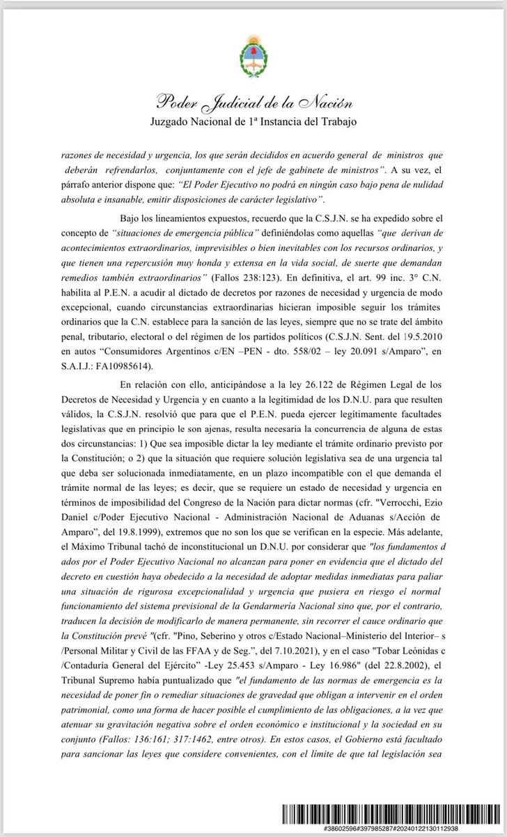 SergioOPalazzo's tweet photo. En el día de la fecha, la Jueza Nacional del Trabajo, Dra. Lucrecia PEDRINI, resolvió hacer lugar a la medida cautelar solicitada por la Asociación Bancaria contra lo dispuesto en el Titulo IV del DNU 70/23 en tanto y en cuanto afecta al colectivo de trabajadoras y trabajadores representados por nuestra Organización Gremial, dejando sin efecto los alcances de dicho DNU en el titulo antes mencionado. 

Dicho DNU, constituye una de las reformas laborales más regresivas de la historia del Derecho Laboral Argentino atacando y violando, inclusive, hasta el derecho a huelga.