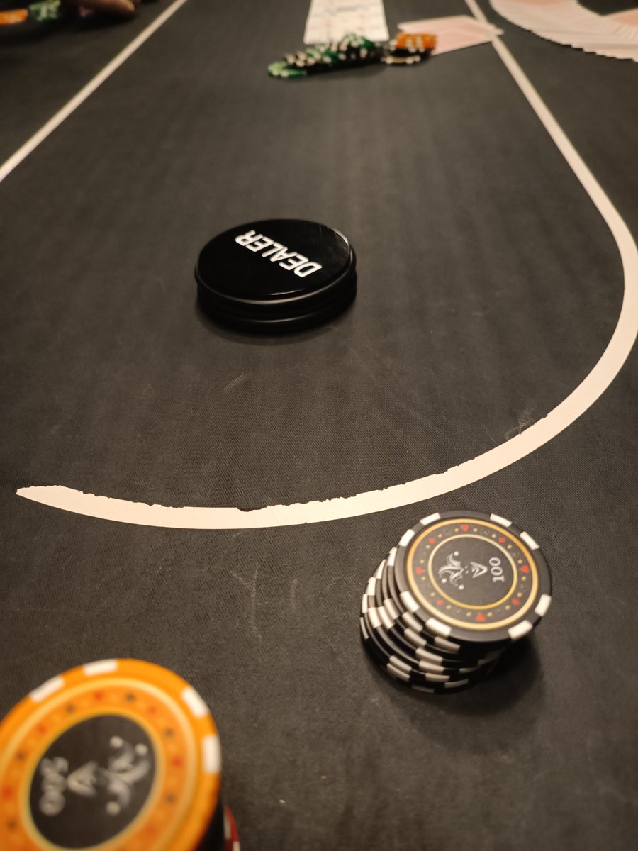 wromic2's tweet image. Walkaaaaaa!!!! 😉😁 #pokerisfun