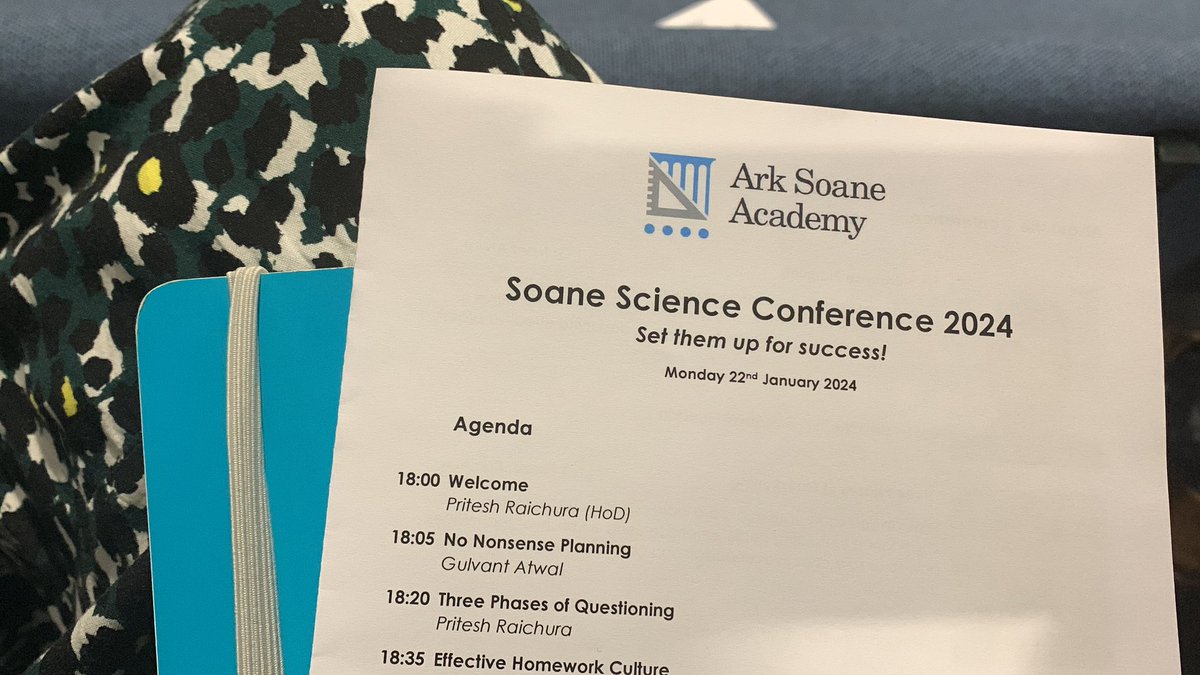 BioJo4's tweet photo. #soanescience Nothing quite like a science conference on a Monday evening. 4 of us from our dept to hear from the Soane team. https://t.co/YYFvifKvgE