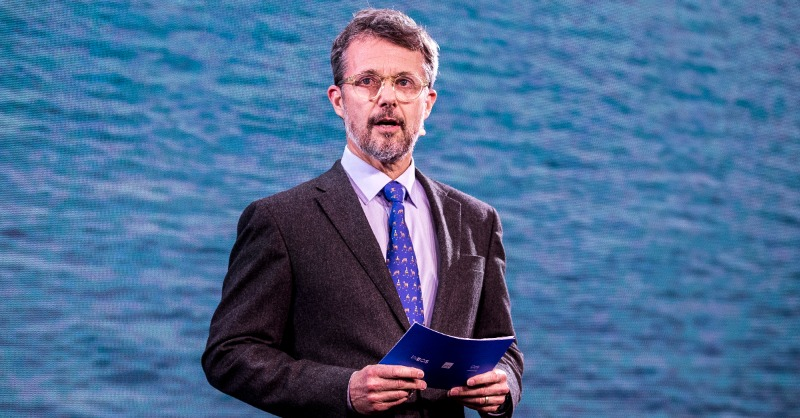 rockdoctordale's tweet photo. His Royal Highness Crown Prince Frederik of Denmark pressed a button to start underground CO2 injection. 50yrs after his father had similarly started Danish oil and gas production “It triggered enormous attention in Denmark,” said Michael Larsen, of @INEOS  Energy, at @GES_GB1964 https://t.co/SzOO9aInKS