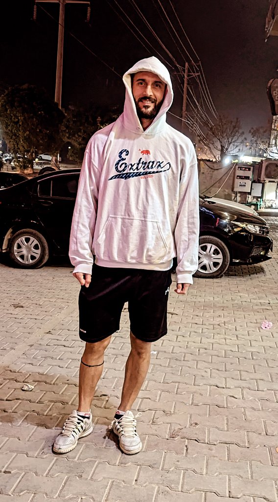 KamranA84688822's tweet photo. Yeah it's mid of January.
We exist...
#winterseason #coldweather
#winters #Janruary #evening #coldyevening https://t.co/FnQBzUBxjE