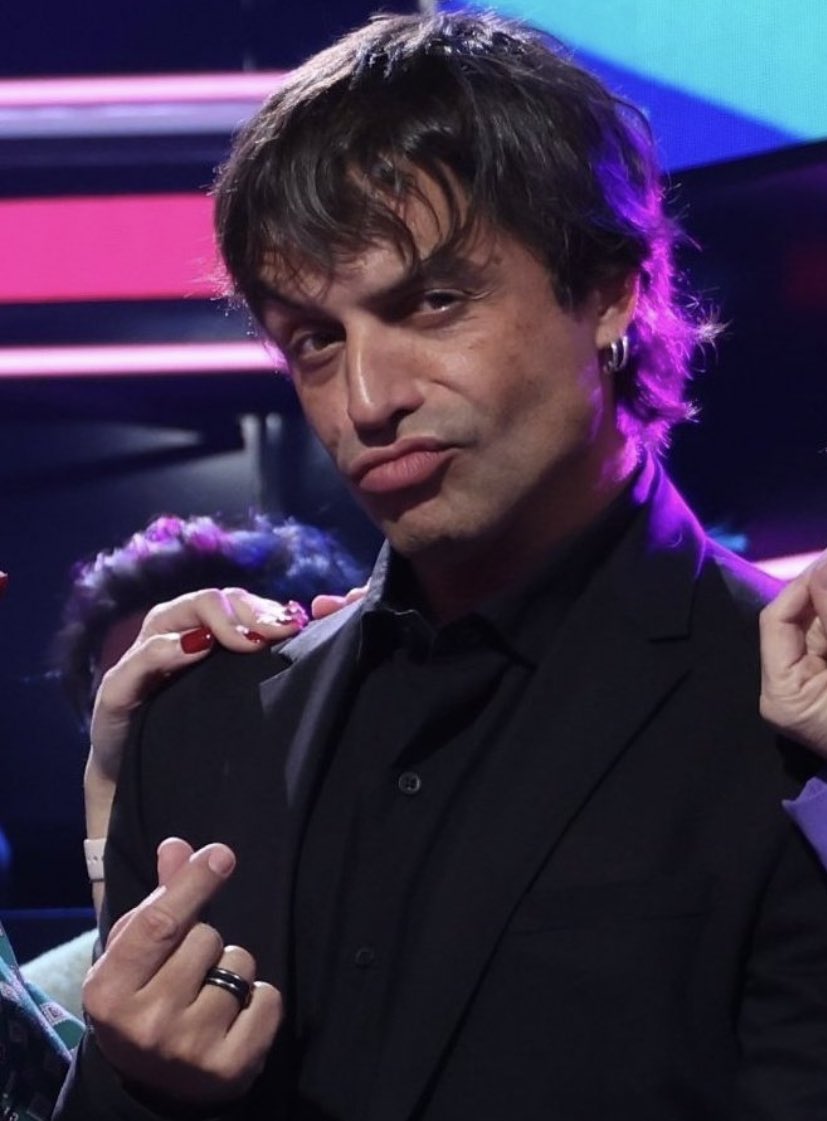 repag19's tweet photo. Lo que pides por Aliexpress vs lo que te llega  #OTGala8 #OTDirecto23E https://t.co/muat7vb3VE