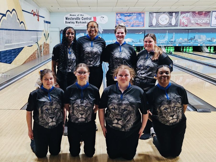 Monday just keeps getting better! Congrats to <a href="/BowlingGahanna/">Gahanna Lincoln Bowling</a> Girls for securing their  N I N T H  consecutive OCC Title! #WeAreLions 💙🎳💛