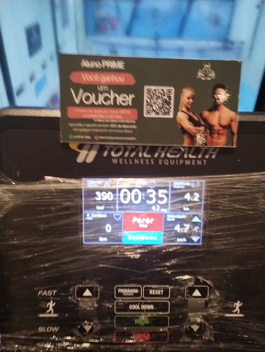 BessaX46's tweet photo. Parceiros de esteira hj ..
@CANALDIGPLAY @rodrigocoelhoc
#GamerFitness
#NHouse https://t.co/Y3xq2epqLd