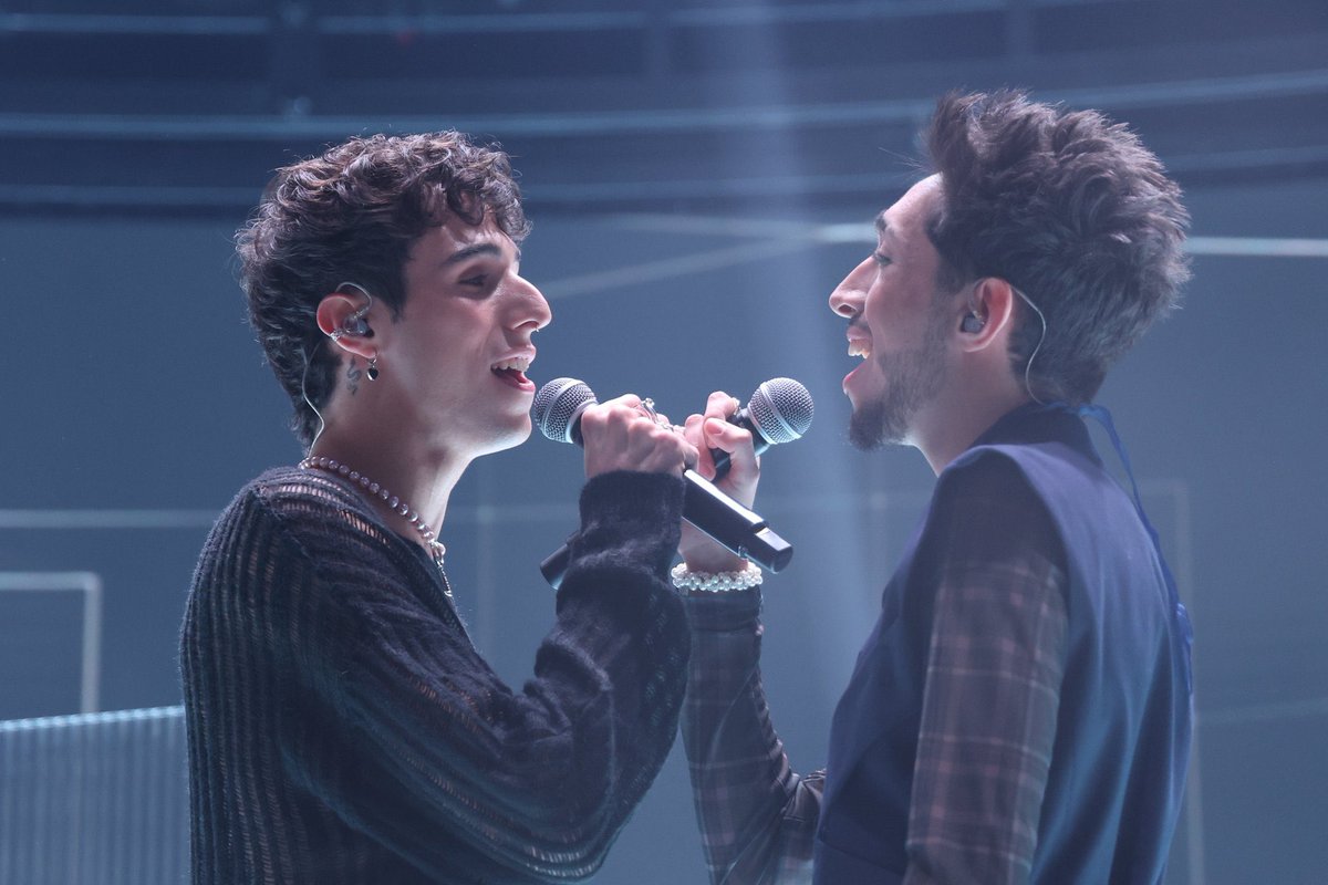 jorisntstraight's tweet photo. y oficialmente tenemos al robo más grande de #OT2023

- álvaro y paul han transmitido tanta química para que el jurado diga lo contrario

- ruslana se ha pegado el currazo del siglo y la nominan al “no superar” el reto, a juanjo le dejan cruzar al ser muy difícil su actuación https://t.co/Zr5cr4Zr3e