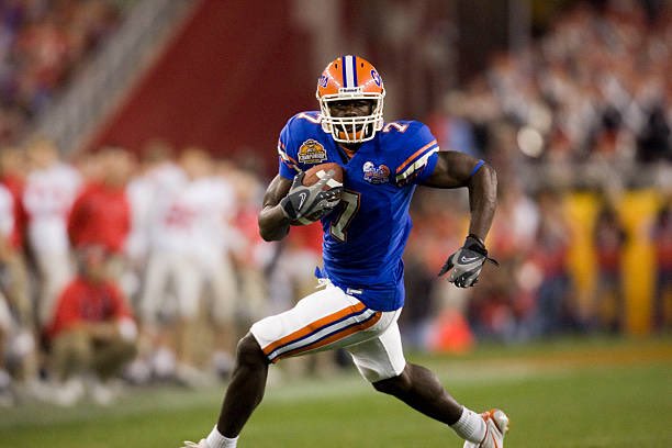 AGTG!! Extremely blessed to receive an Offer from The University Of Florida!!!🐊 #GoGators @adamgorney @MB_Weaver @JeremyO_Johnson @MohrRecruiting @On3sports @247recruiting @CoachBillyG @coach_bnapier