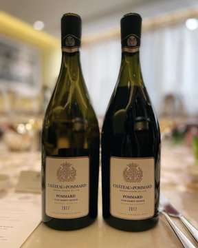 One of the top dry wines of Germany’s 2019 vintage, with staggering concentration &amp; complexity. It's only just beginning to approach its mature best. Read more: jamessuckling.com/wine-tasting-r…