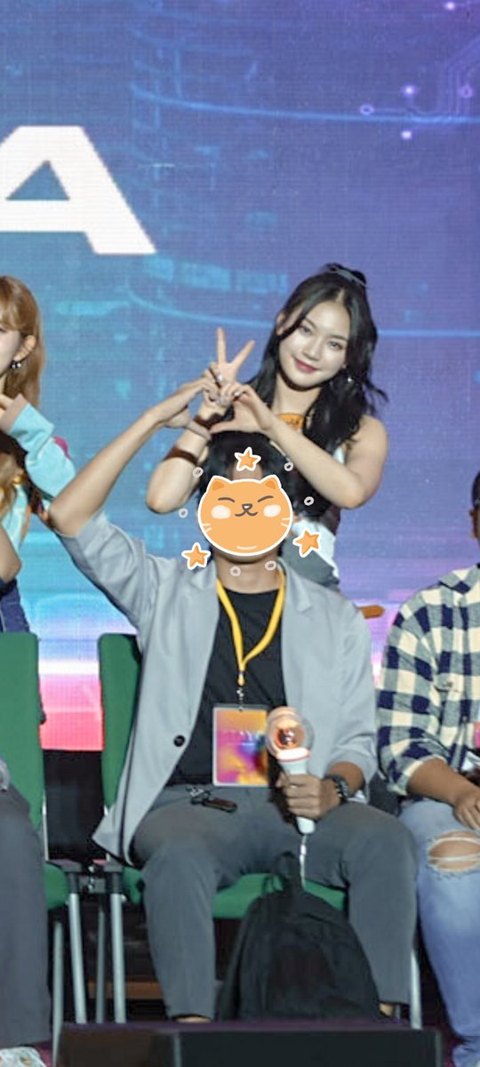 SuminSuman's tweet photo. My most treasured photo and still the happiest moment of my life yet.
이채영 생일 축하해요! 🎂🎉 건강 조심하세요, 우리는 항상 여러분을 가능한 한 지원하기 위해 여기에 있습니다. 사랑해요항상!
#겨울고양이_아이사_생일이야옹
#HAPPYCAT_ISA_DAY
#STAYC #ISA
@STAYC_official @STAYC_talk https://t.co/NbZ17yOEYR